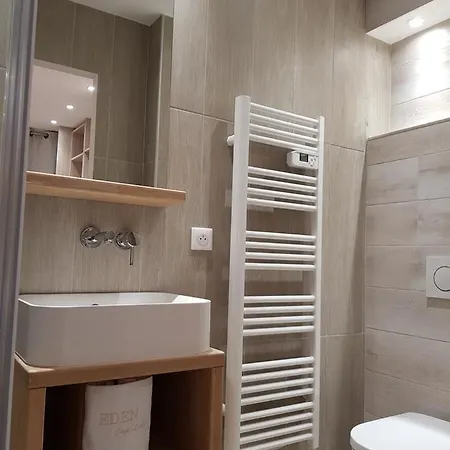 Unique 4 Bedroom Apartment Plage Mala Apartment Cap-d'Ail